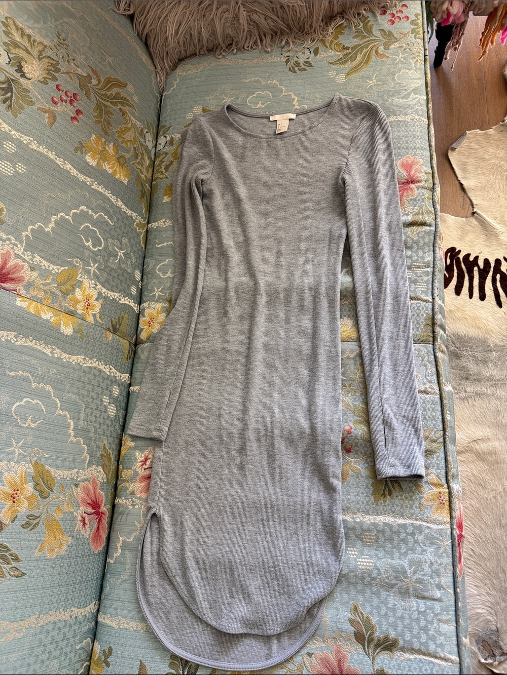 H&M Light Gray Long Sleeve Knit Dress